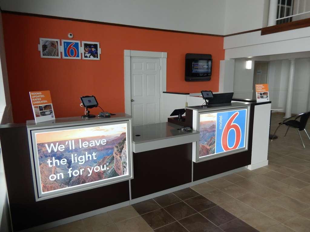 Motel 6 Portland Interno foto